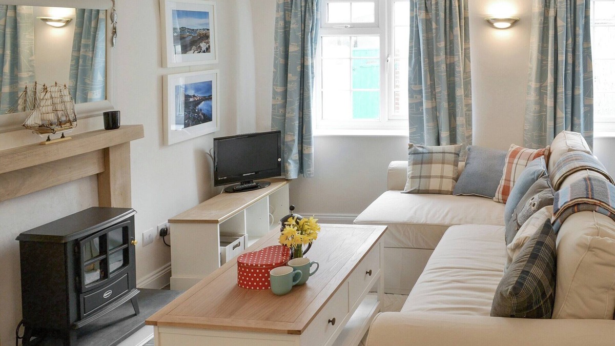 Instow Cottage | 2 bedroom accommodation in Instow, near Bideford