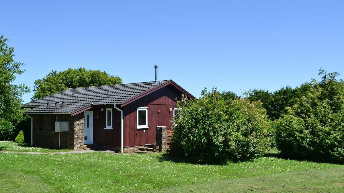 Woolfardisworthy Cottage | 2 bedroom accommodation in Hartland Forest, near Bideford
