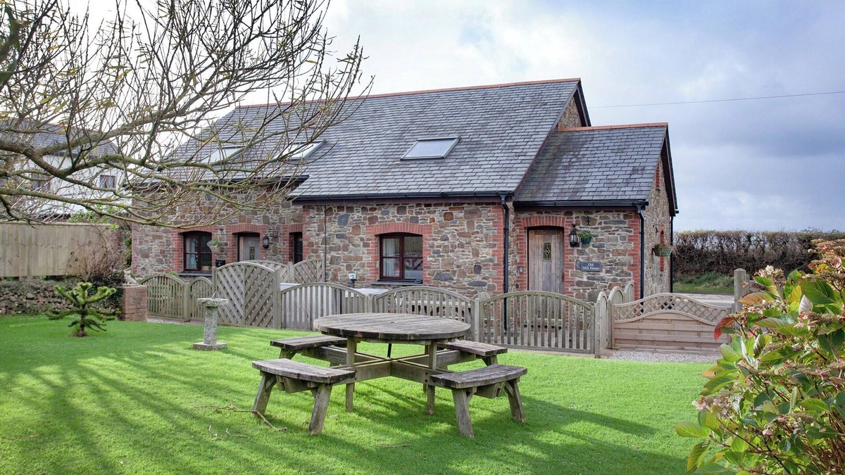 Welcombe Cottage | 2 bedroom accommodation in Welcombe, near Bude
