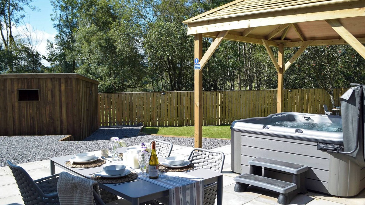 Boncath Cottage | 2 bedroom accommodation in Newchapel, near Boncath