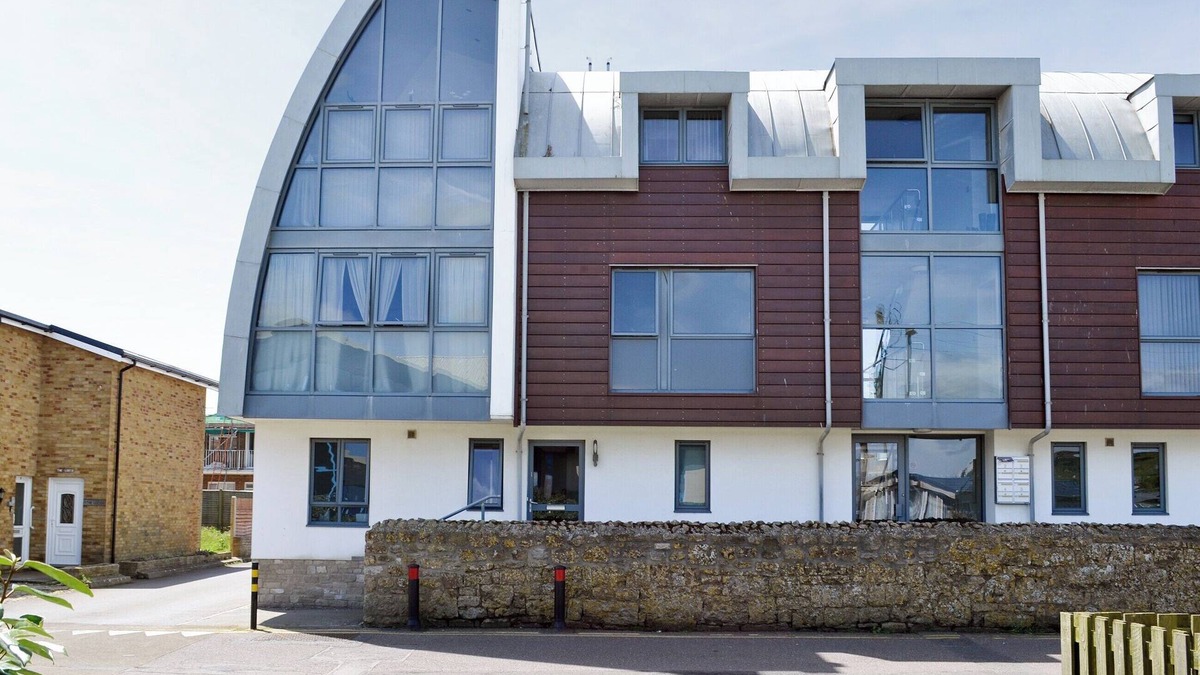 West Bay Cottage | 2 bedroom accommodation in West Bay, near Bridport