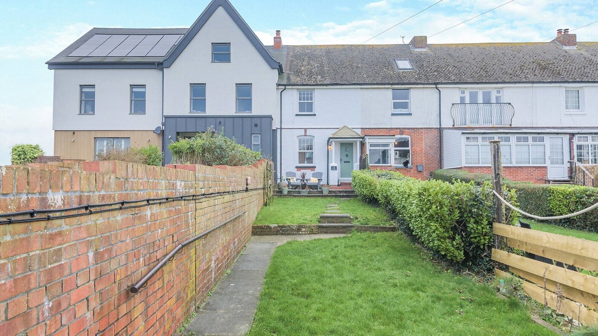 Hill Head Cottage | 2 bedroom accommodation in Fareham