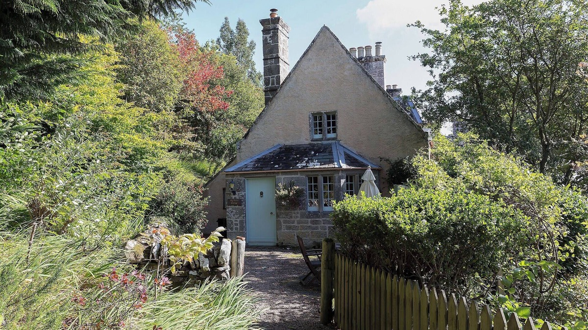 Golspie Cottage | 2 bedroom accommodation in Dunrobin, near Golspie