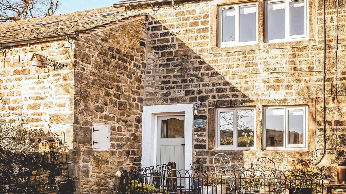 Oakworth Cottage | 2 bedroom accommodation in Haworth
