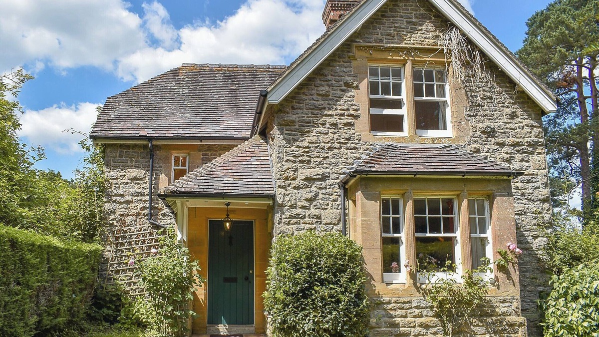 Pulham Cottage | 2 bedroom accommodation in Holwell