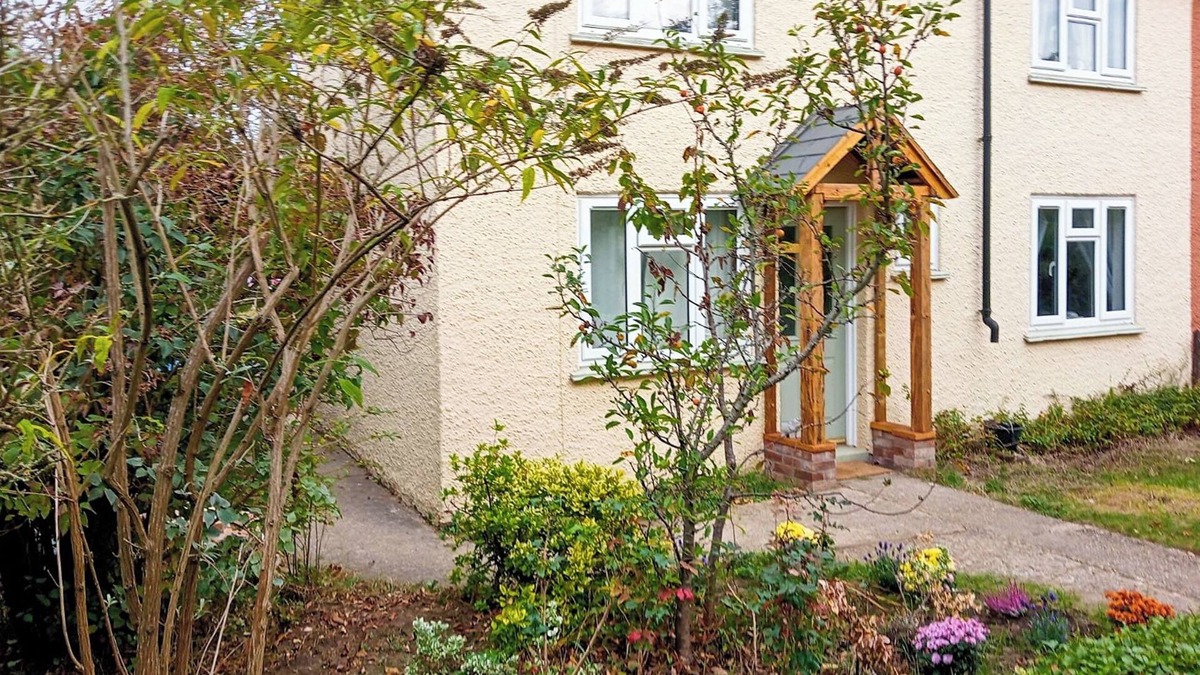 Ipswich Cottage | 2 bedroom accommodation in Ipswich