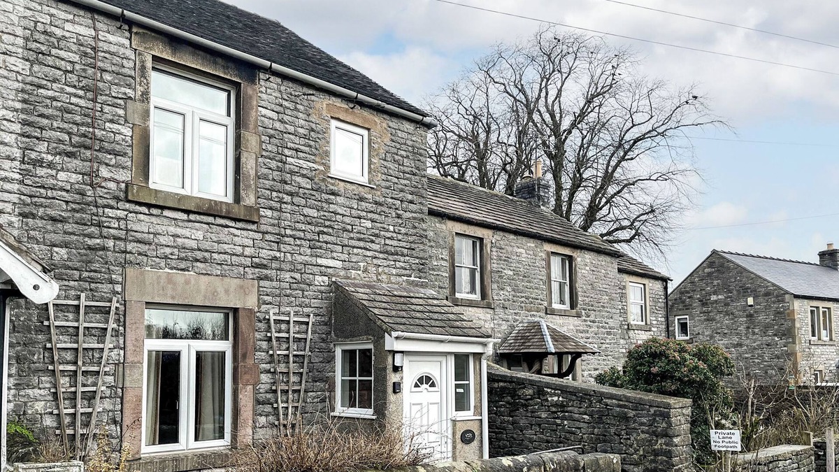 Monyash Cottage | 2 bedroom accommodation in Monyash