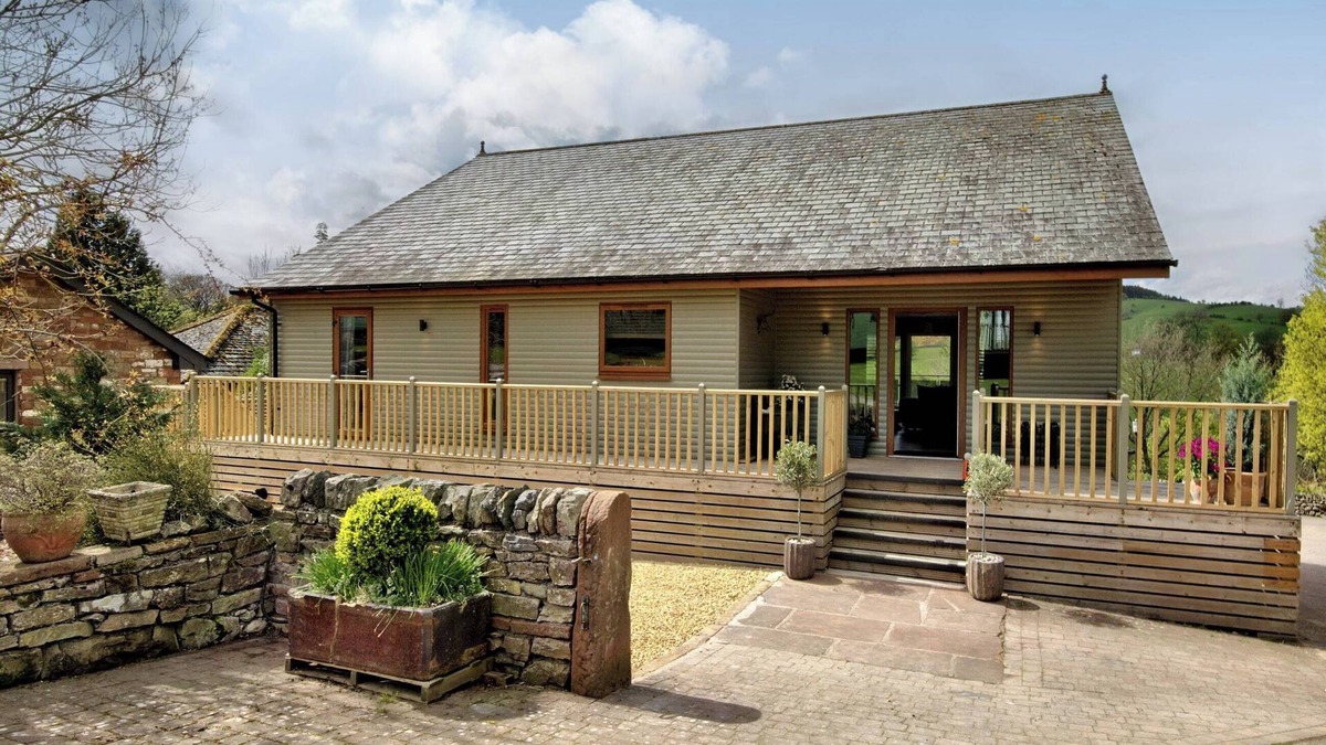 Pooley Bridge Cottage | 2 bedroom accommodation in Pooley Bridge, Ullswater