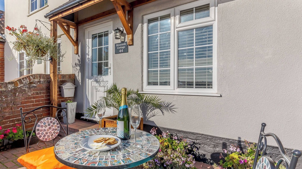 Reedham Cottage | 2 bedroom accommodation in Reedham