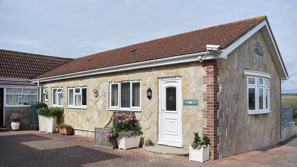 Weymouth Cottage | 2 bedroom accommodation in Chickerell, near Weymouth