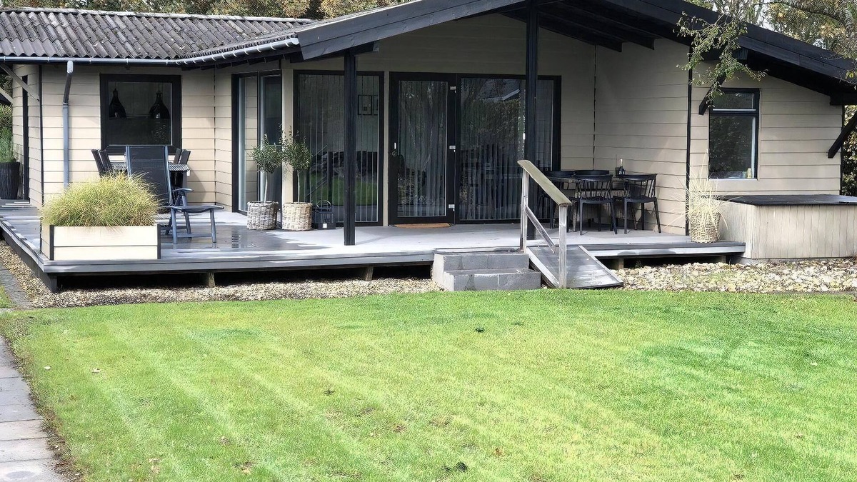 Sjaelborg House | 2 bedroom accommodation in Esbjerg