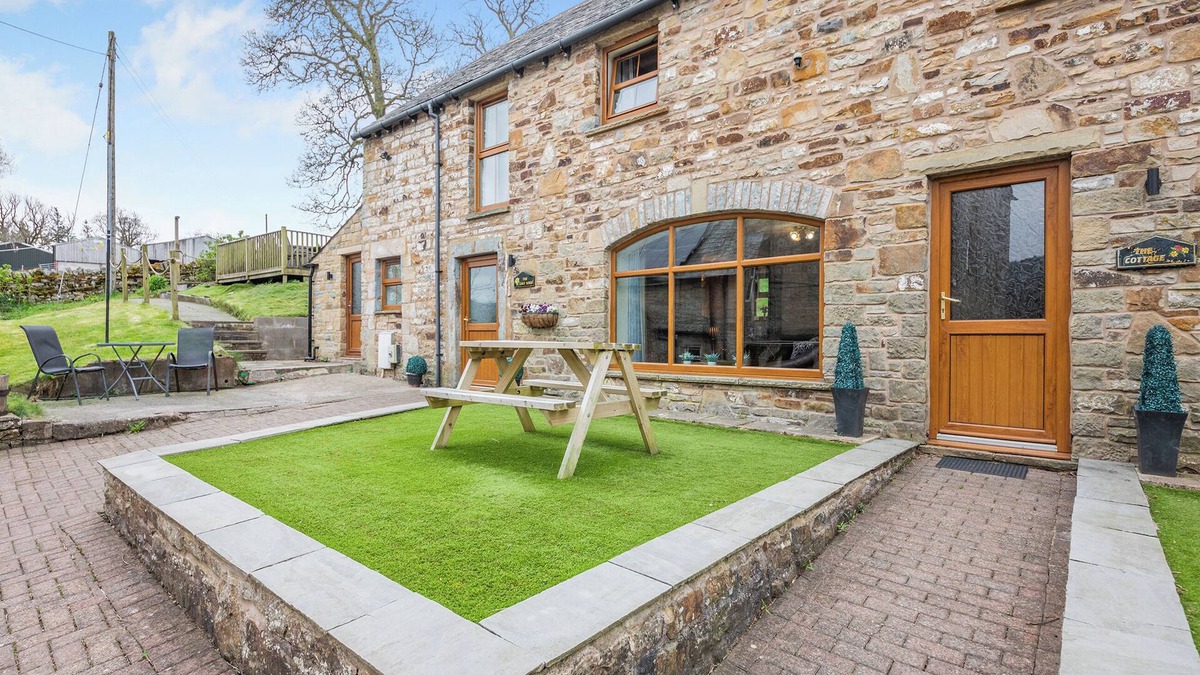 Alston Cottage | 2 bedroom accommodation in Alston