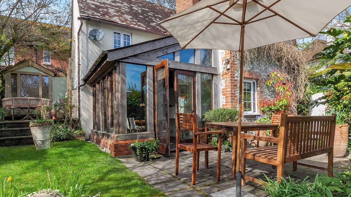 Burpham Cottage | 2 bedroom accommodation in Burpham, near Arundel