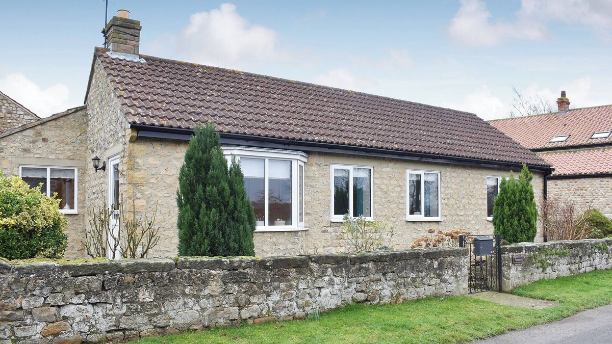 Bedale Cottage | 2 bedroom accommodation in Nosterfield, near Masham