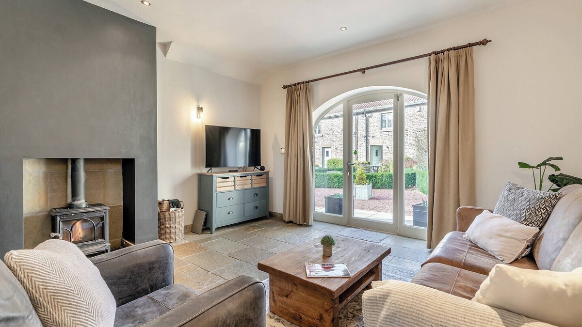 Bedale Cottage | 2 bedroom accommodation in Kirkbridge, near Crakehall