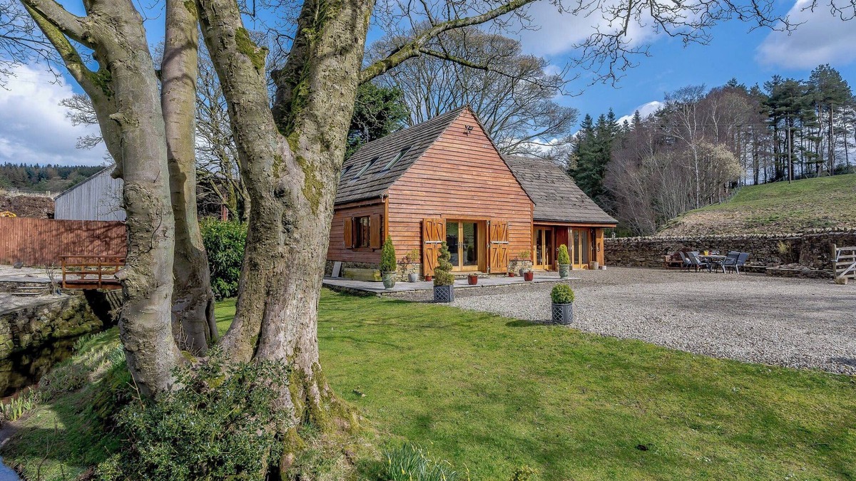 Blacko Cottage | 2 bedroom accommodation in Blacko