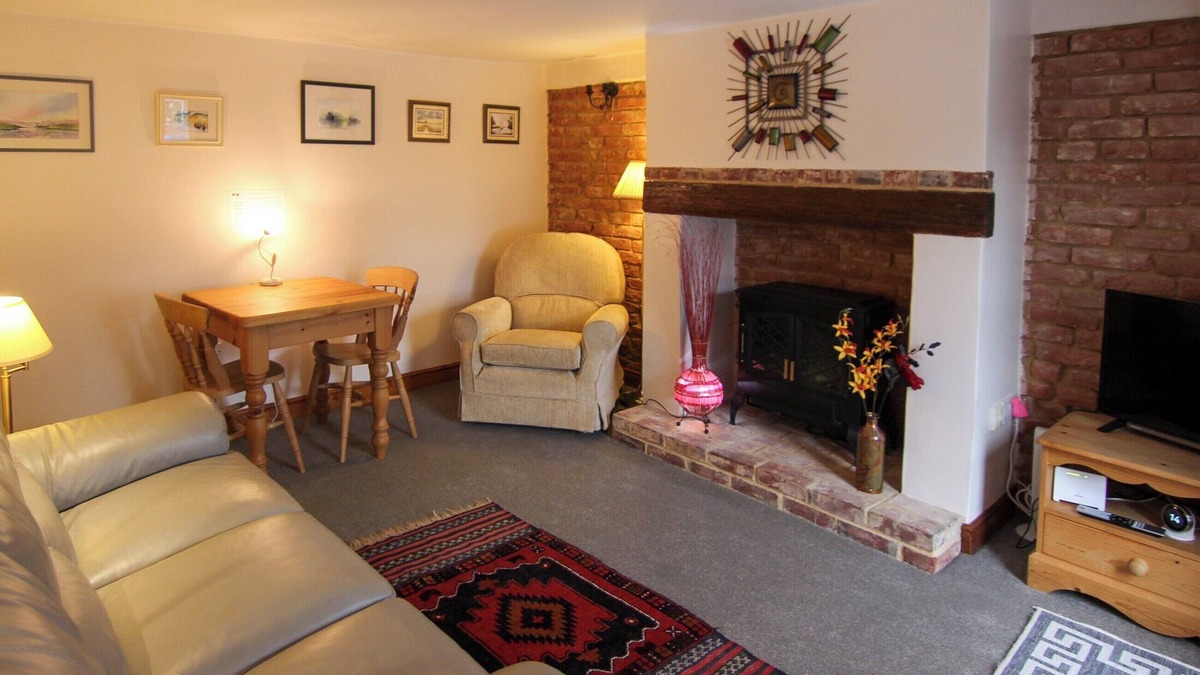 Docking Cottage | 2 bedroom accommodation in Docking