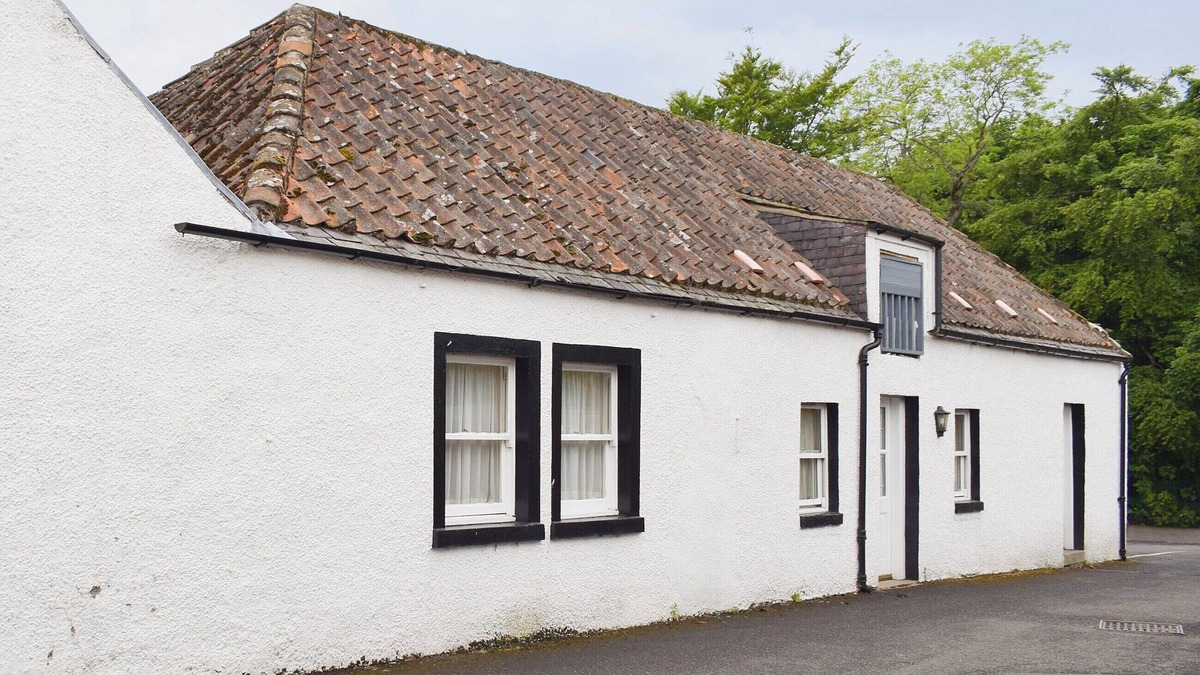 Pool of Muckhart Cottage | 2 bedroom accommodation in Muckhart, near Gleneagles