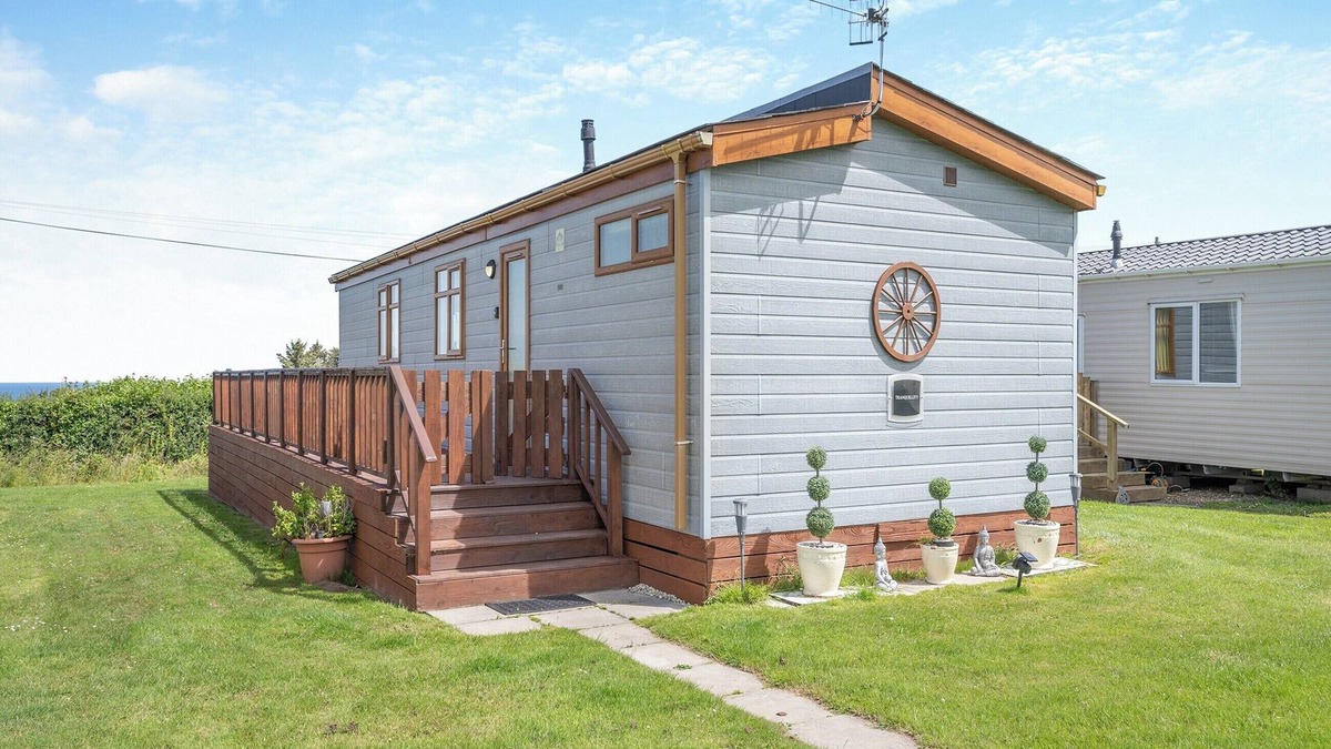 Dinas Cross Cottage | 2 bedroom accommodation in Dinas, near Fishguard