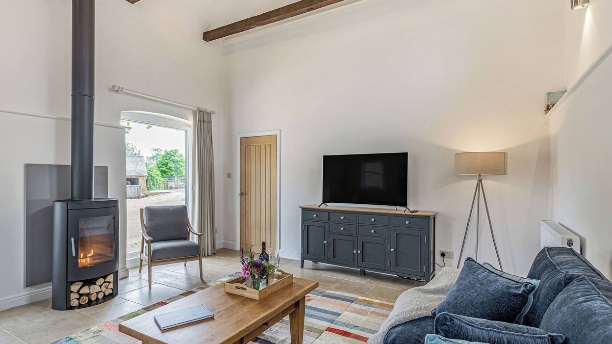 Oakham Cottage | 2 bedroom accommodation in Braunston, near Oakham