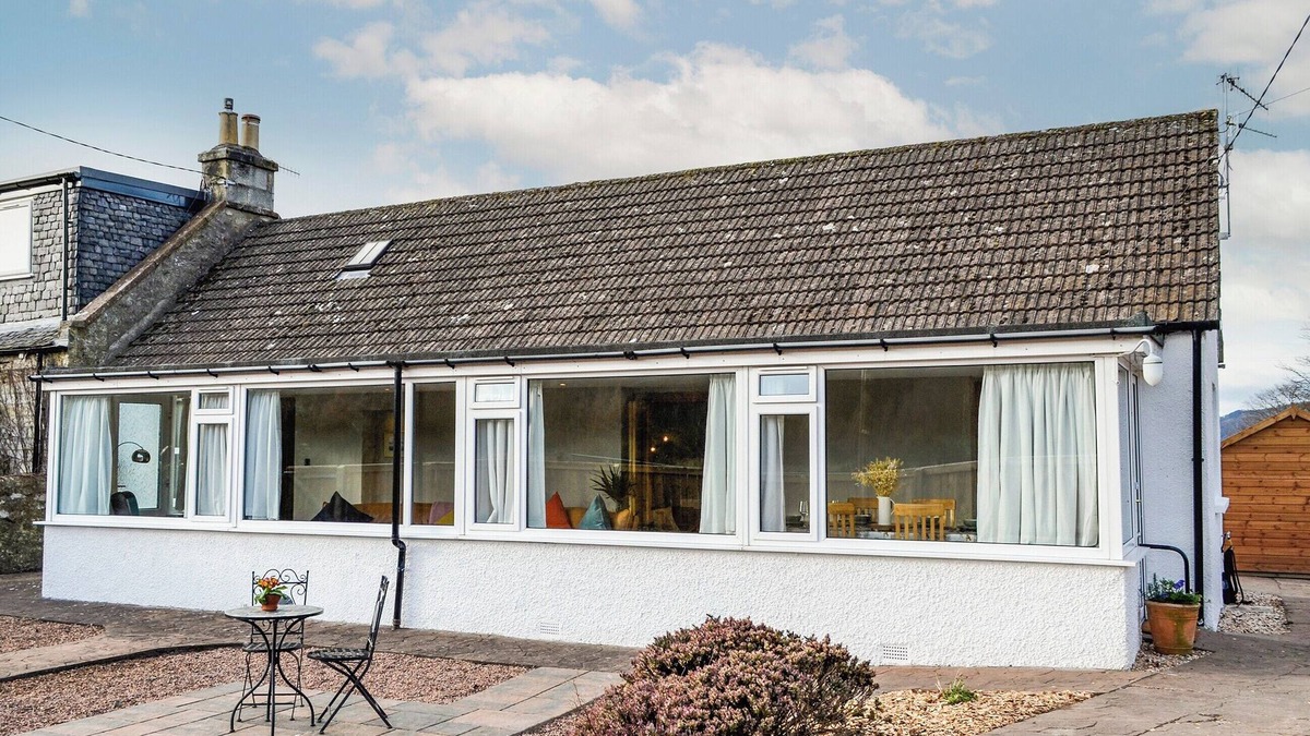 Perth Cottage | 2 bedroom accommodation in Aberargie, near Perth