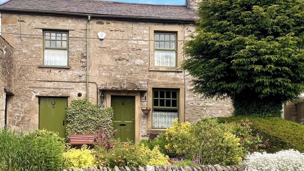 Austwick Cottage | 2 bedroom accommodation in Austwick, near Settle