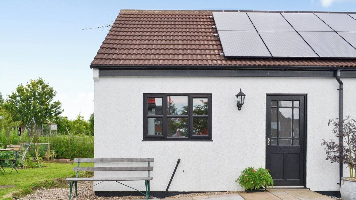 Spilsby Cottage | 2 bedroom accommodation in Toynton-All-Saints, near Spilsby