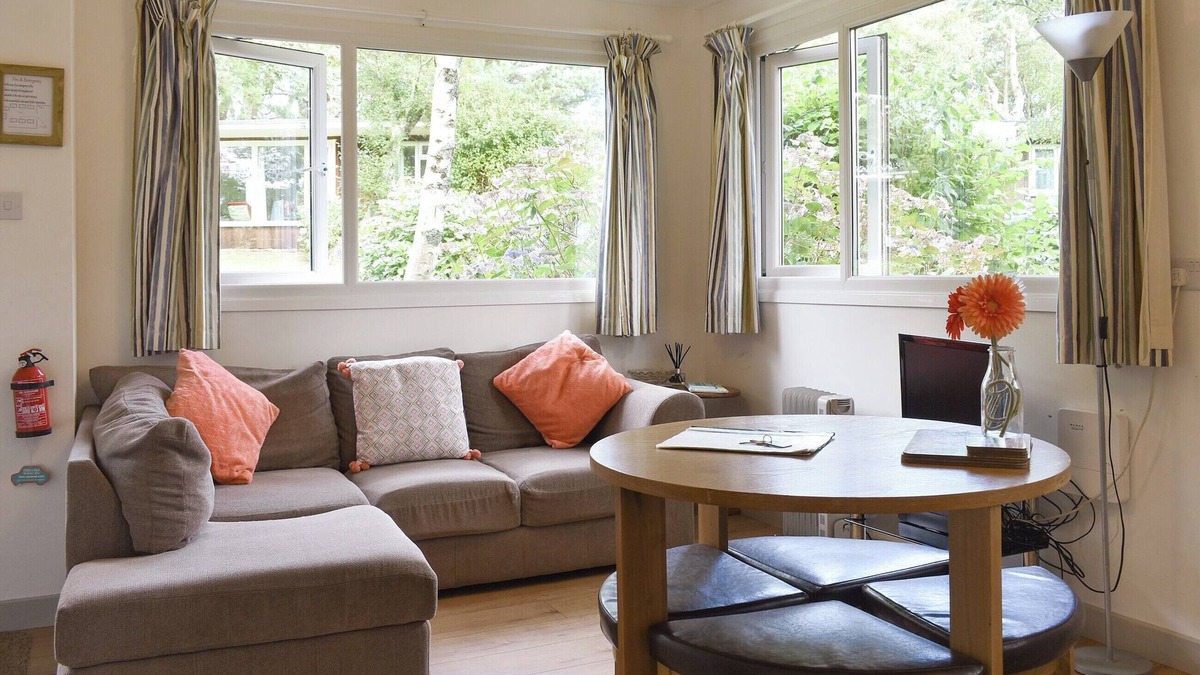 Mount Hawke Cottage | 2 bedroom accommodation in Mount Hawke, near Redruth