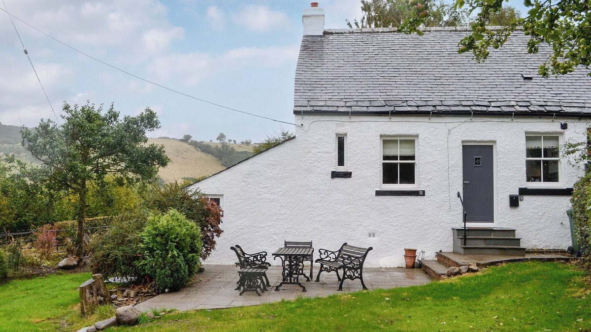 Hesket Newmarket Cottage | 2 bedroom accommodation in Hesket Newmarket, near Wigton