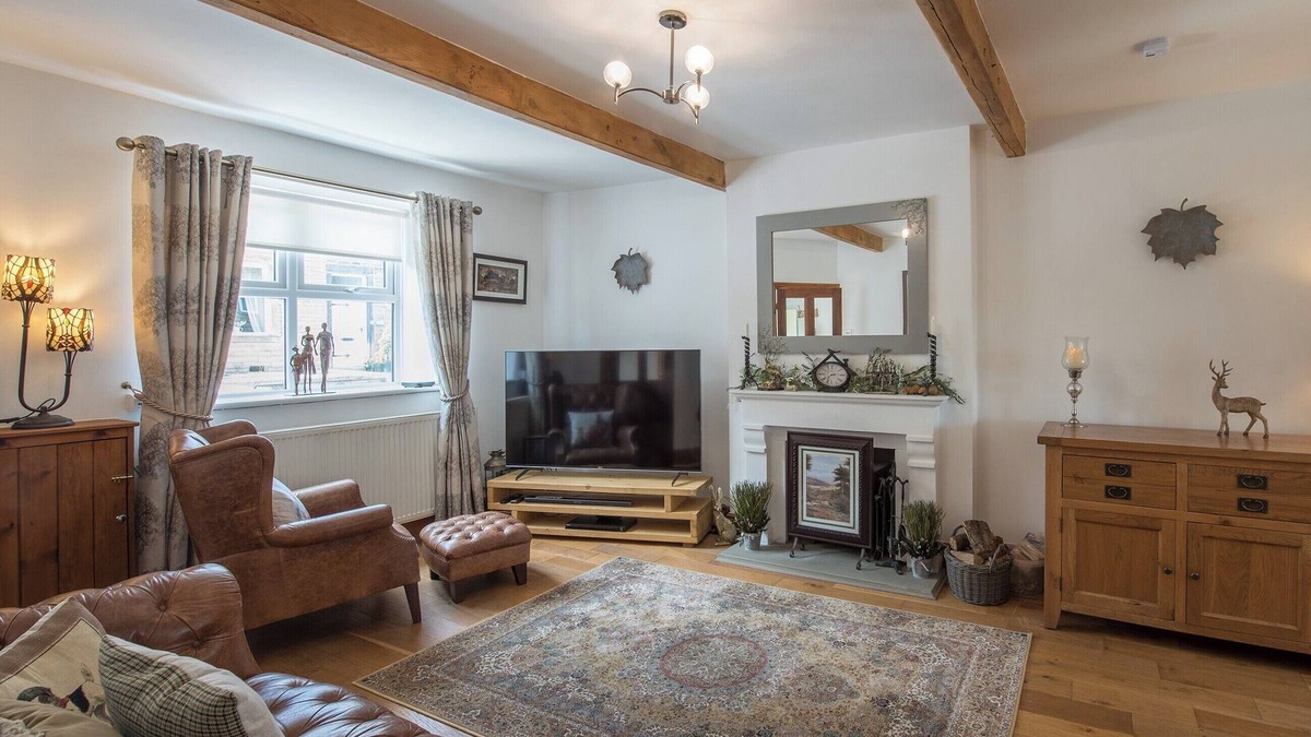 Fence Cottage | 2 bedroom accommodation in Fence, near Burnley
