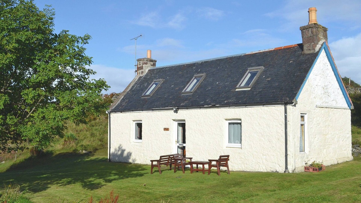 Drumbeg Cottage | 2 bedroom accommodation in Drumbeg, by Lochinver