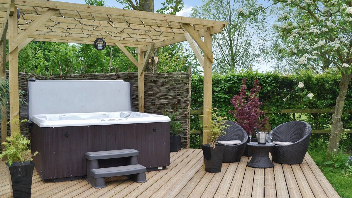 Diss Cottage | 2 bedroom accommodation in Botesdale, near Diss