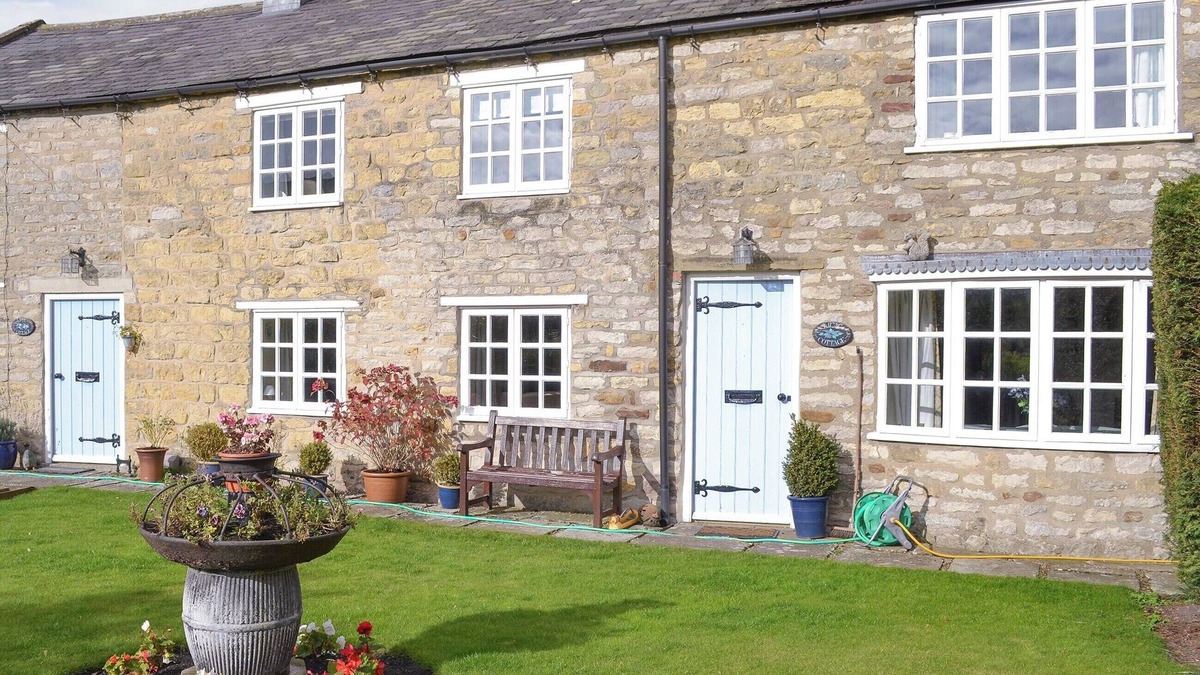 Sinnington Cottage | 2 bedroom accommodation in Sinnington, near Pickering
