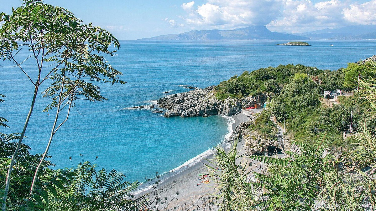 Maratea House | 2 bedroom accommodation in Maratea
