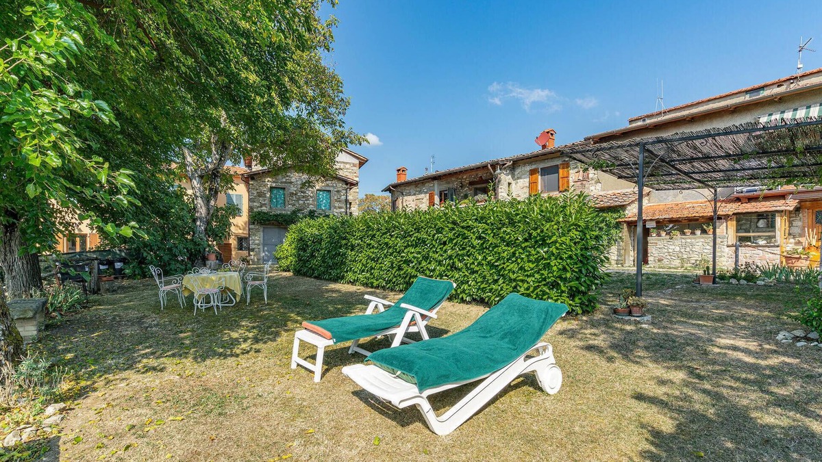 Porrena Apartment | 2 bedroom amazing apartment in Poppi AR