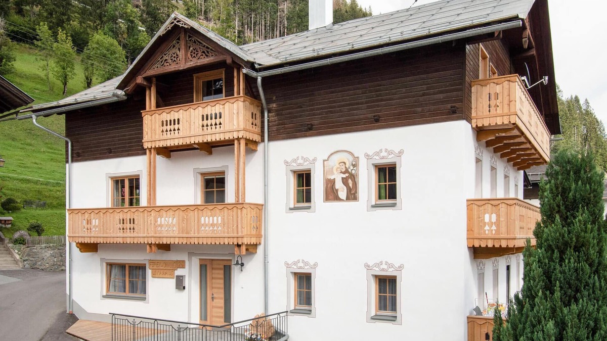 Liesing Apartment | 2 bedroom amazing apartment in Liesing