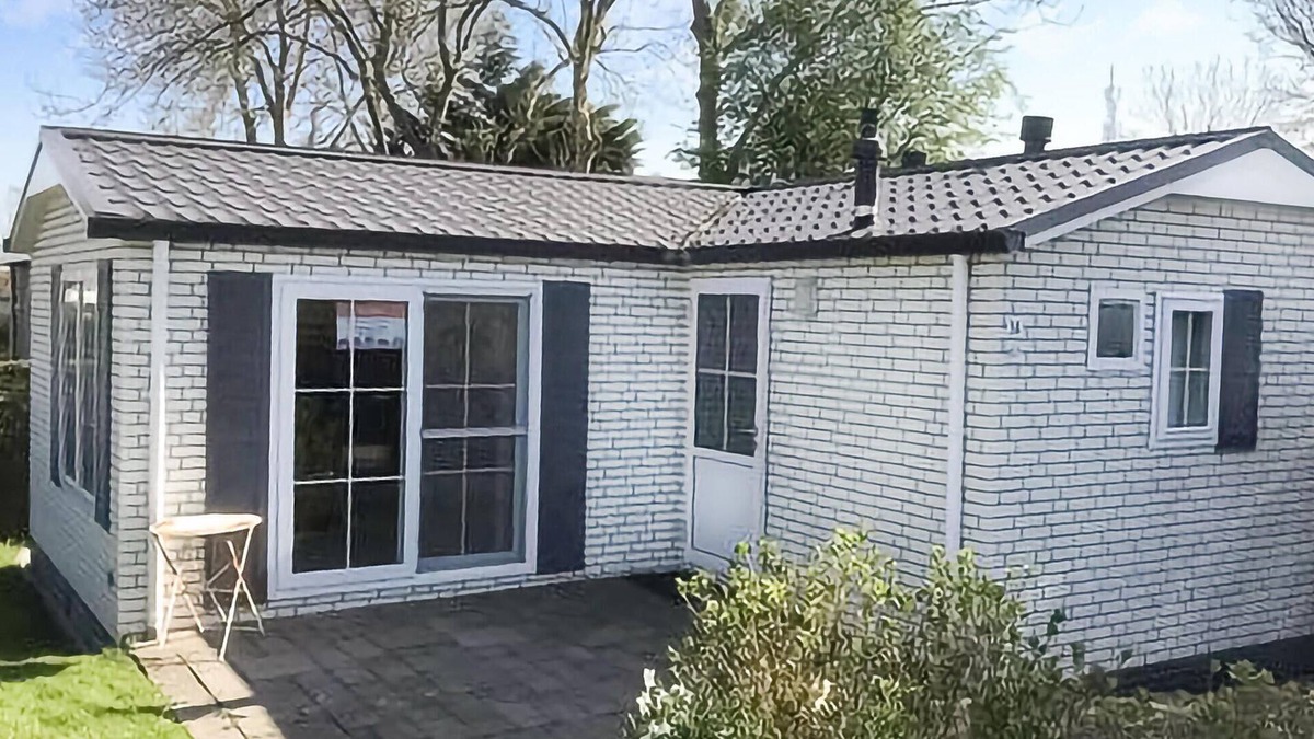 Tzummarum House | 2 bedroom amazing home in Tzummarum