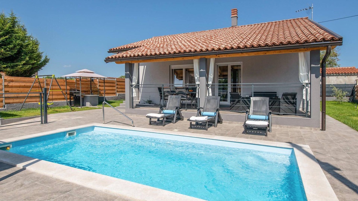 Loborika House | 2 bedroom amazing home in Marcana