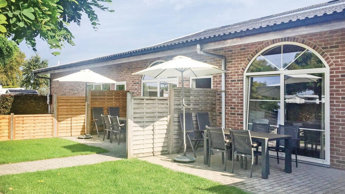 Groede House | 2 bedroom amazing home in Groede