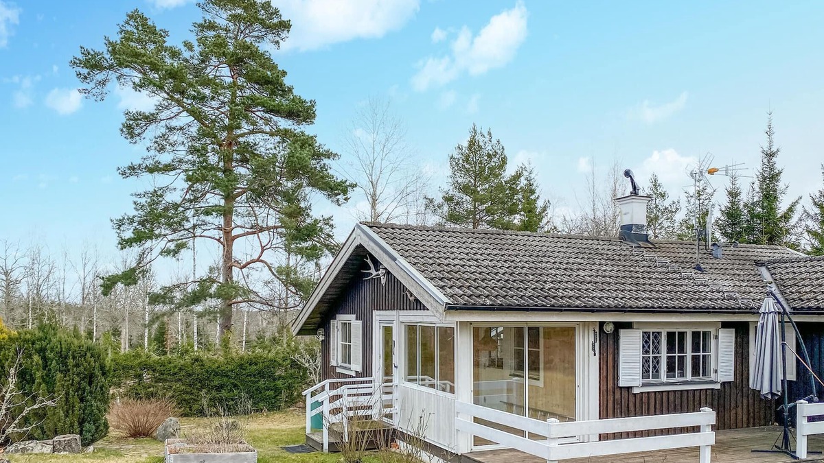 Skurebo House | 2 bedroom amazing home in Högsby
