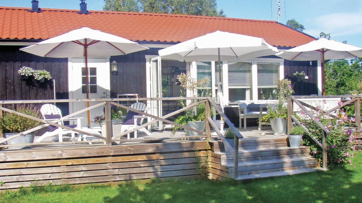 Larbro House | 2 bedroom amazing home in Lärbro