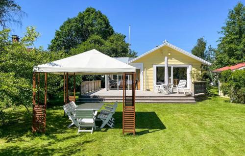 Frillesas House | 2 Bedroom Amazing Home In Frillesås