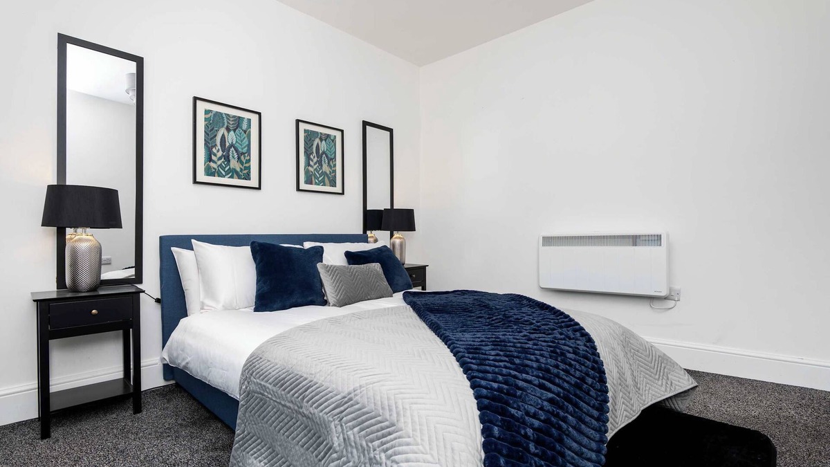 Hawick Apartment | 2 Bedroom Apartment-Free Parking