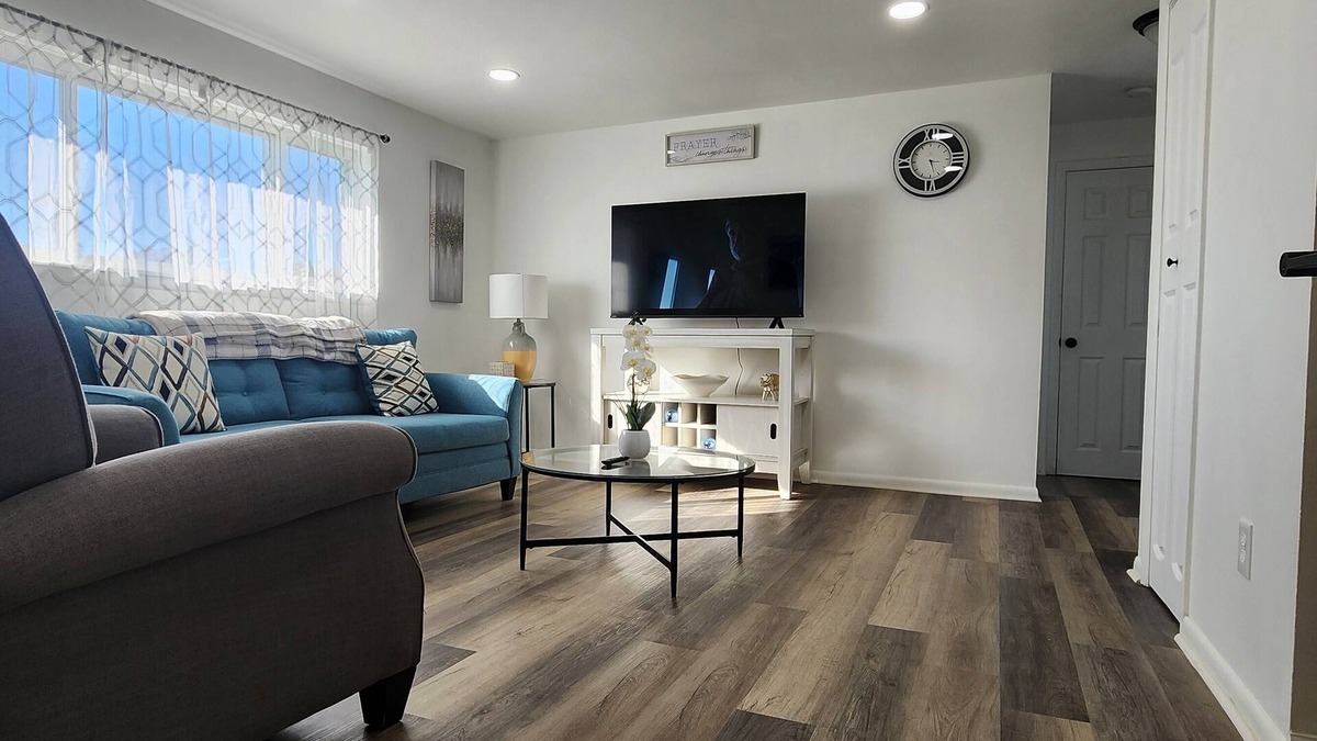 Johnson City Apartment | 2-bedroom apartment with full kitchen, & strong Wi-Fi, near Lourdes, UHS and BU