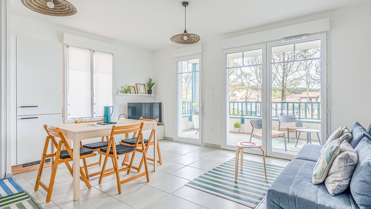 Sanguinet Apartment | 2-Bedroom Apartment 4 Guests, Terrace, Parking, Near Center