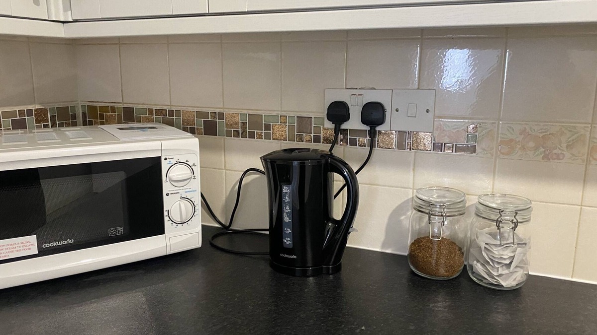 Horley Apartment | 2 bedroom Apartment close to Gatwick Airport