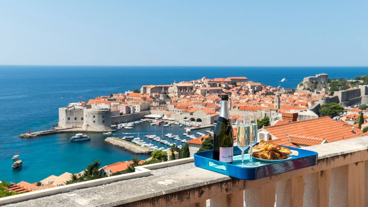 Ploce Apartment | 2 Bedroom apartment with balcony