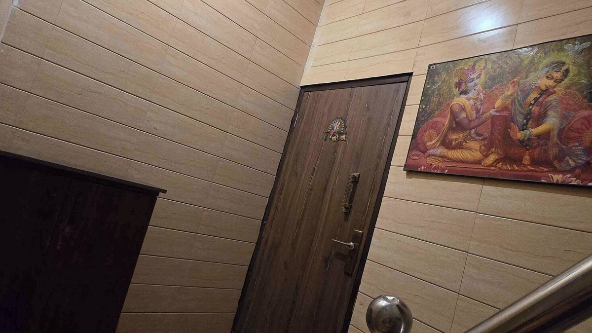 Vrindavan Apartment | 2-bedroom apartment in welcoming Vrindavan with AC, WiFi