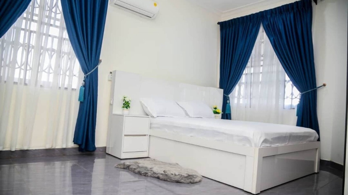 Osu Klottey Apartment | 2-bedroom Apartment in Accra with AC, WiFi, fitness room.