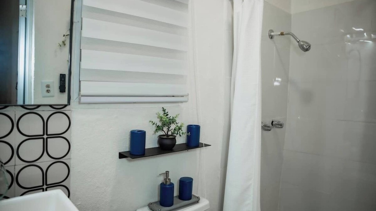 Catano Apartment | 2 bedroom apartment in fun Catano with AC, Walk to Bars, Ferry to Old San Juan